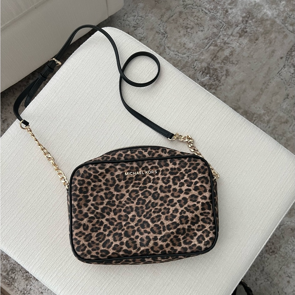 Like new Michael Kors bag